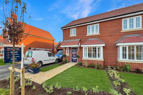 3 bedroom semi-detached house for sale, Edwards Avenue, Oakfields Park, Halstead, Halstead, CO9