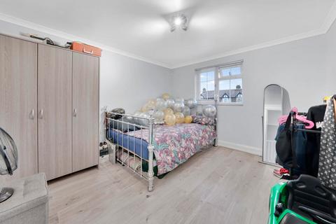 5 bedroom detached house for sale, Cecil Road, London E17