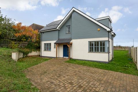 4 bedroom detached house for sale, 1 Downs Road, East Studall CT15