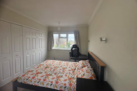 1 bedroom in a house share to rent, The Glade, Croydon CR0