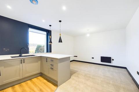 1 bedroom apartment to rent, 4 Five Rise Apartments, Ferncliffe Road, Bingley