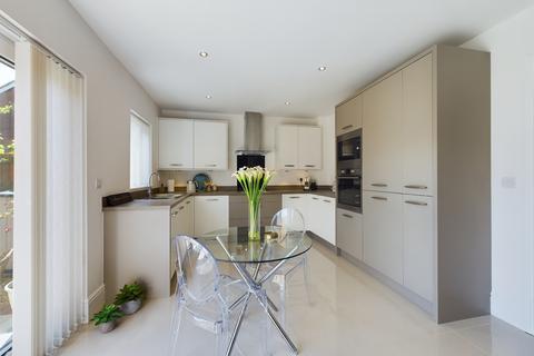 6 Bulkhead Drive, Fleetwood, FY7 6GX