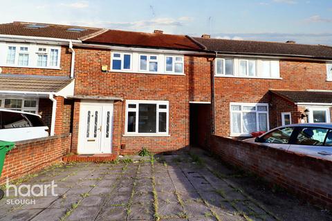 3 bedroom terraced house to rent, Trelawney Avenue, SLOUGH