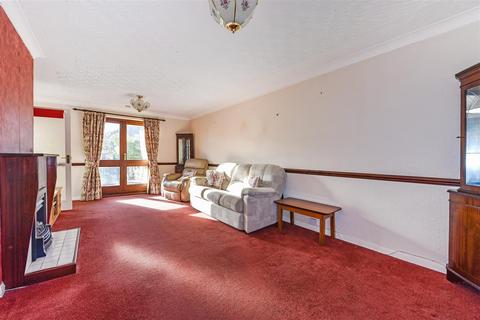 3 bedroom terraced house for sale, Barlow Road, Chichester