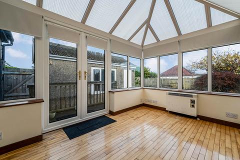 27 Balmoral Road, Elderslie, Johnstone, PA5 9RA