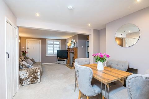 2 bedroom end of terrace house for sale, High Street, Great Wakering, Essex, SS3