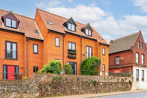 3 bedroom terraced house for sale, Yarmouth Road, Norwich