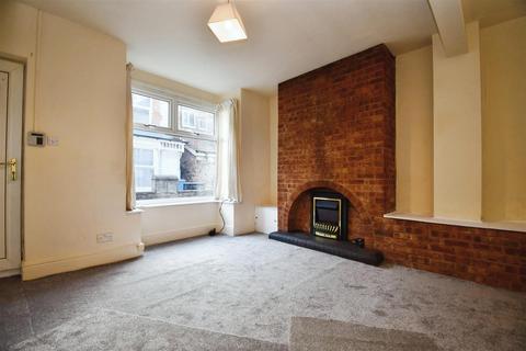 2 bedroom terraced house for sale, St Augustines Avenue, Princes Road, Hull