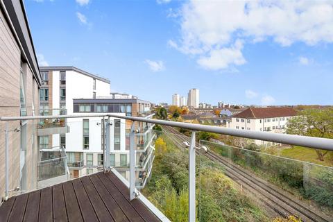 2 bedroom apartment for sale, TW8 ¦ Brentford ¦ GWQ