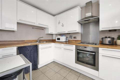 2 bedroom apartment for sale, TW8 ¦ Brentford ¦ GWQ