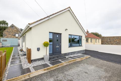 3 bedroom detached bungalow for sale, Maison De Bas, Vale, Guernsey