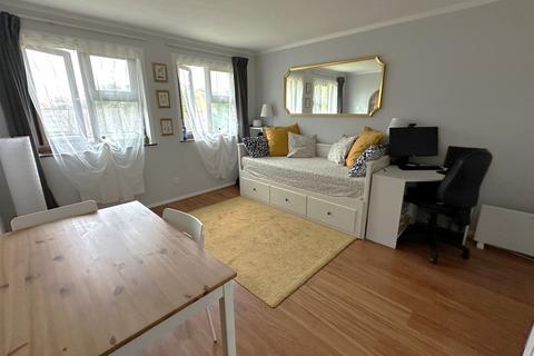 Studio for sale, Chisbury Close, Bracknell RG12