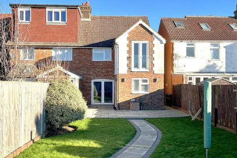 3 bedroom semi-detached house for sale, Stunning Family Home, Hythe Road