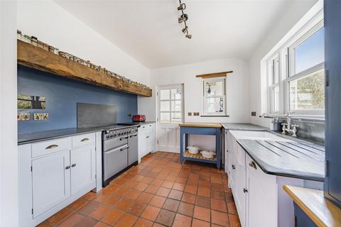 5 bedroom terraced house for sale, South Street, Braunton