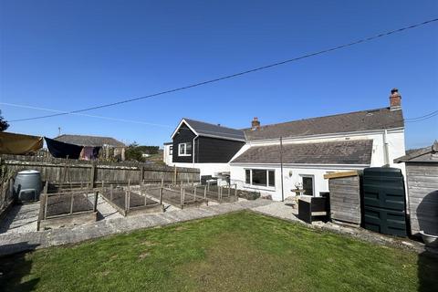 undefined, Carnmenellis, Redruth