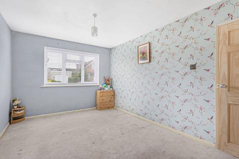 2 bedroom maisonette for sale, Salcombe Road, Ashford, Surrey, TW15