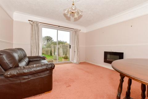 2 bedroom detached bungalow for sale, Oaklands Avenue, Broadstairs, Kent