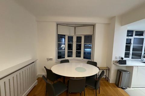 2 bedroom flat to rent, Soho Square, London W1D