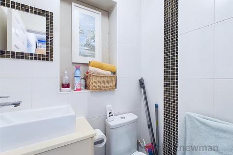 83 Challinor, Church Langley, Harlow, CM17 9XD