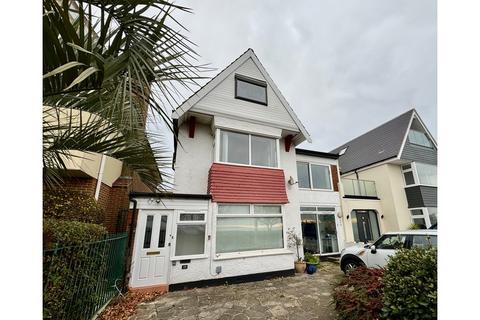 2 bedroom flat to rent, Marine Parade, Leigh-on-Sea, Essex