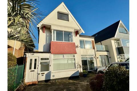 2 bedroom flat to rent, Marine Parade, Leigh-on-Sea, Essex