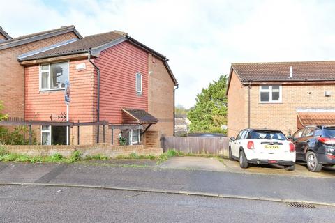 2 bedroom end of terrace house for sale, Freshwater Road, Walderslade, Chatham, Kent