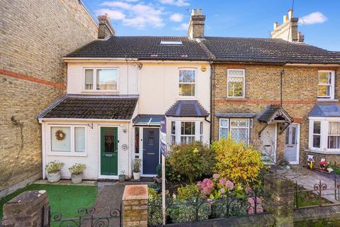 3 bedroom terraced house for sale, Rochester Road, Rochester ME1