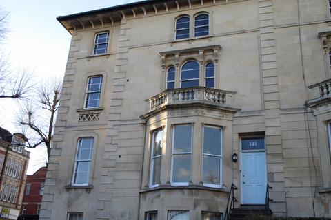 4 bedroom flat to rent, Whiteladies Road, Bristol BS8