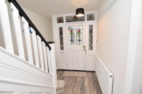 3 bedroom semi-detached house for sale, Bentinck Road, Newark