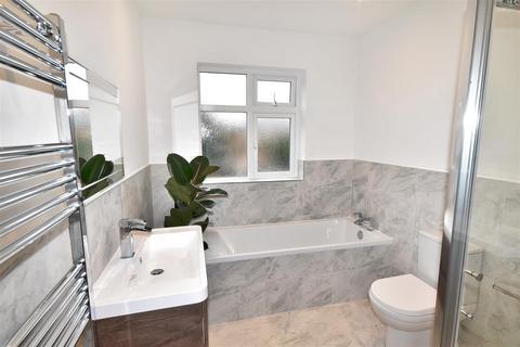 38 Bentinck Road, Newark, NG24 4HT