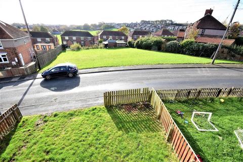 3 bedroom semi-detached house to rent, Thorpe Crescent, Horden, County Durham, SR8 4AD