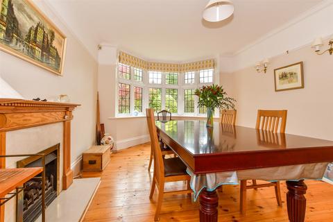 37 Birling Road, Tunbridge Wells, TN2 5LY