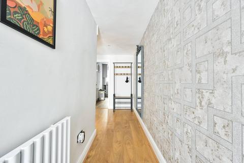 1 bedroom flat to rent, Comeragh Road, Barons Court, London, W14