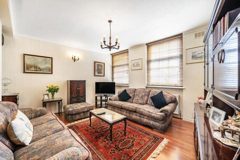 3 bedroom flat for sale, Parkhill Road, Hampstead