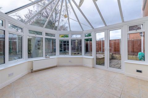4 bedroom detached house for sale, Chestnut Drive, Kingswood, Maidstone