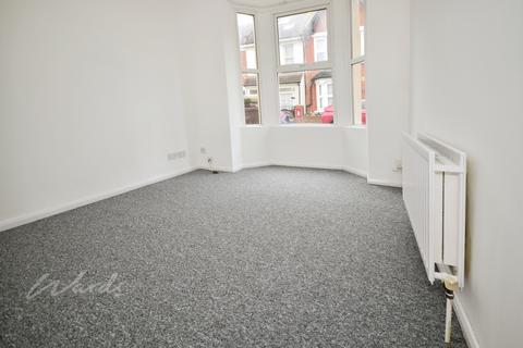 3 bedroom terraced house to rent, Rochester Avenue Rochester ME1