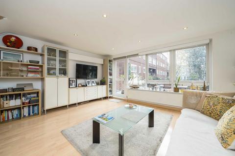 3 bedroom flat for sale, Ollgar Close, London W12