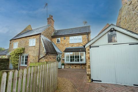 3 bedroom semi-detached house for sale, Overstone Road, Moulton, Northampton, NN3 7UL