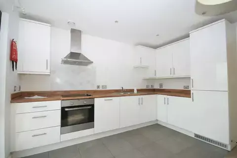 2 bedroom flat to rent, Williams way, Wembley HA0