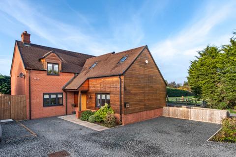 4 bedroom detached house for sale, Woodgate Road, Stoke Prior, Bromsgrove, Worcestershire, B60