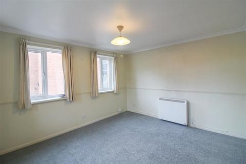 1 bedroom flat to rent, Saracen's Court, North Street, Ripon