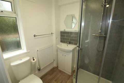 1 bedroom apartment to rent, Woodsley Road, LS2