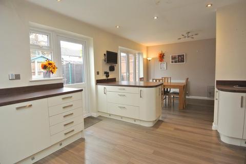 3 bedroom semi-detached house for sale, Meadow Road, Ashford TW15