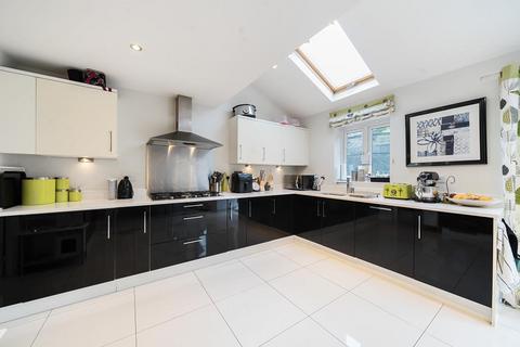 5 bedroom detached house for sale, Swindon,  Wiltshire,  SN2