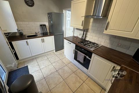 3 bedroom terraced house to rent, Court Street, Tonypandy, Rhondda Cynon Taff, CF40 2RJ