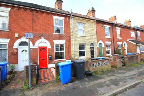 2 bedroom terraced house to rent, Florence Road, Norwich NR1