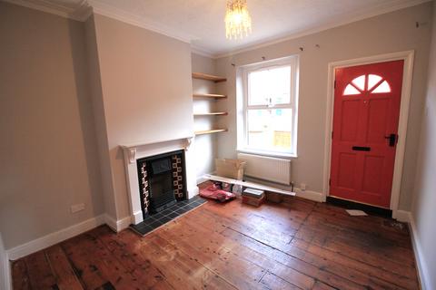 2 bedroom terraced house to rent, Florence Road, Norwich NR1