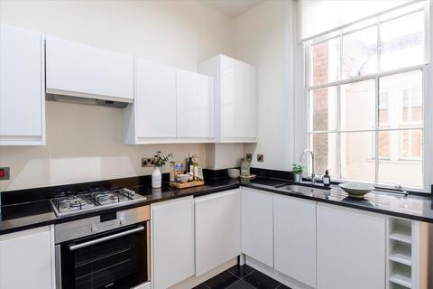 3 bedroom flat for sale, Sussex Gardens, London, W2