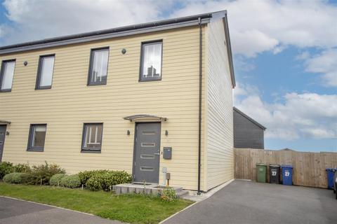 3 bedroom semi-detached house for sale, Comley Crescent, Chesterfield