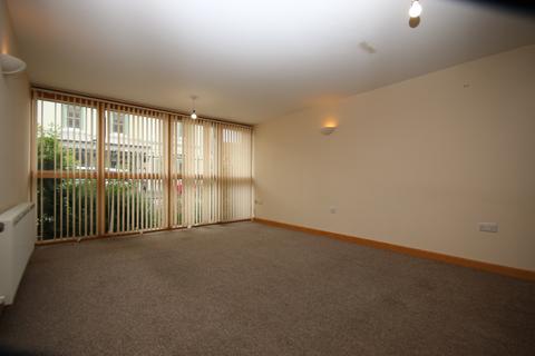 2 bedroom flat to rent, Claremont Road, Seaford BN25